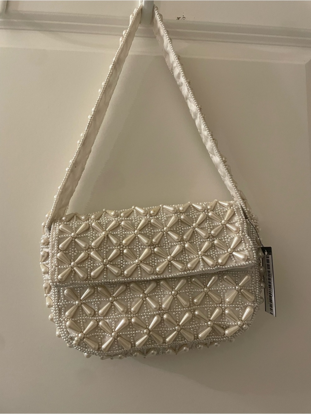 Lulu's Pearl-Beaded Cream Shoulder Bag with Floral Motif